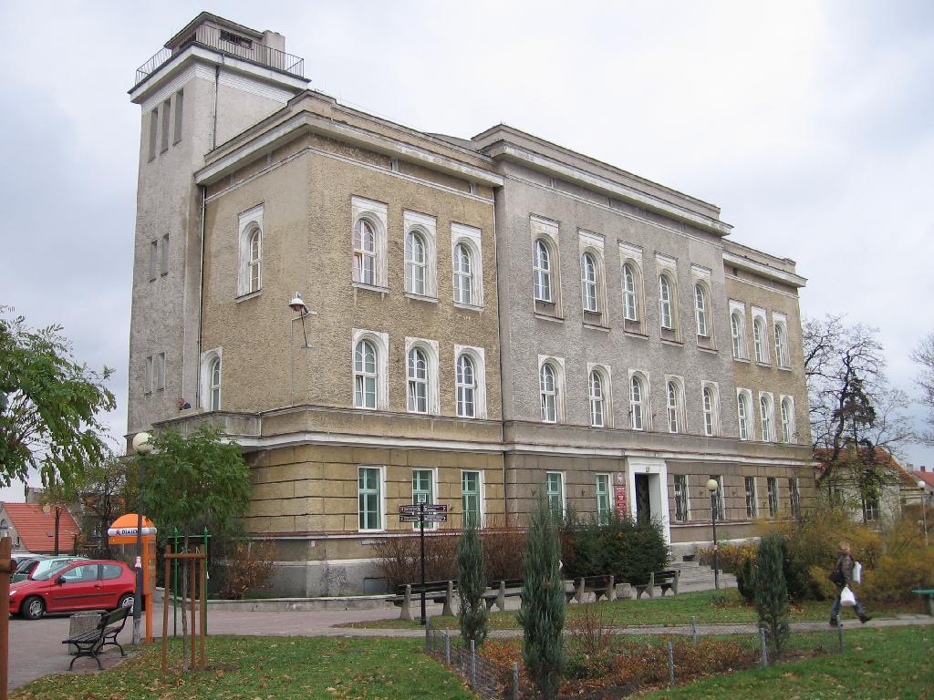 Budynek Sądu przy pl. Słowiańskim 1